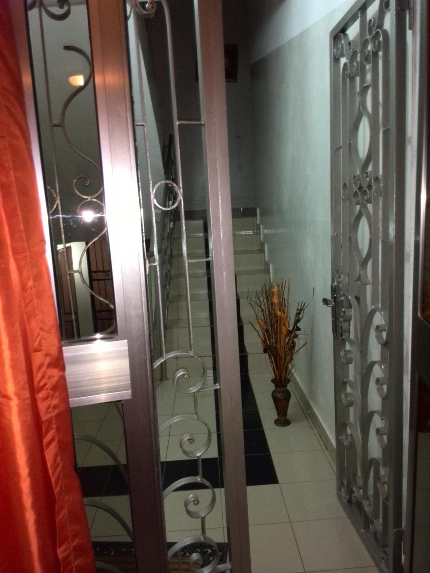 Toundalia Residence Yaounde Ruang foto