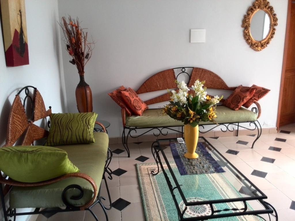 Toundalia Residence Yaounde Bagian luar foto