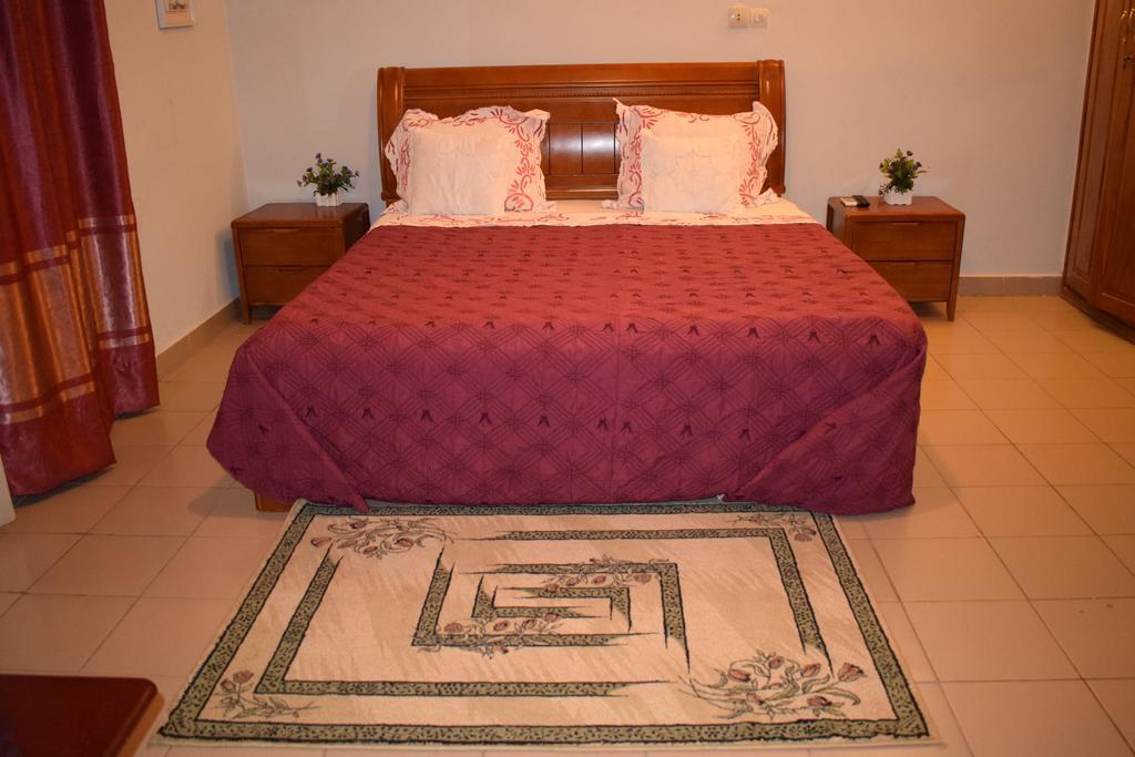 Toundalia Residence Yaounde Bagian luar foto