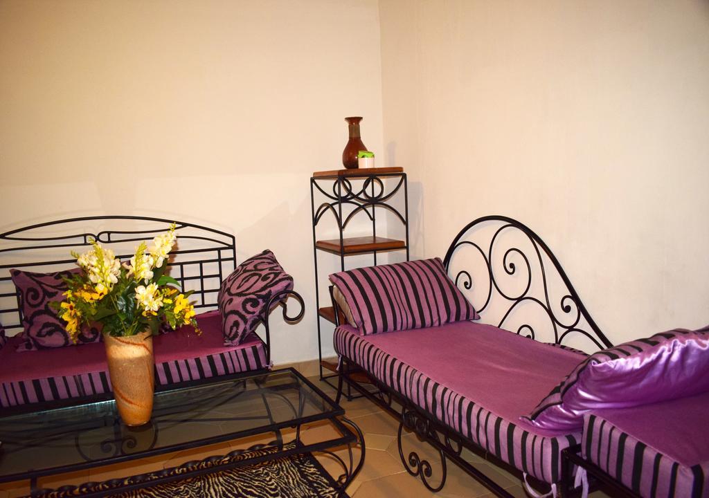 Toundalia Residence Yaounde Ruang foto